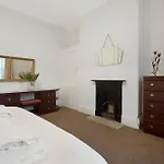 度假居 New! 5br In Queen Street *