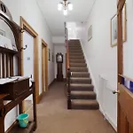 度假居 New! 5br In Queen Street 雷德卡